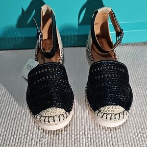 a.n.a Black and Cream Wedges